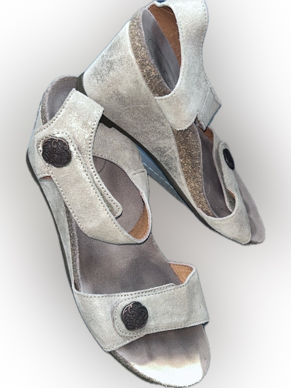 Taos Festival 4048 Metallic Shimmery Gold Wedge Velcro Leather Suede Sandals 37 - Picture 2 of 11